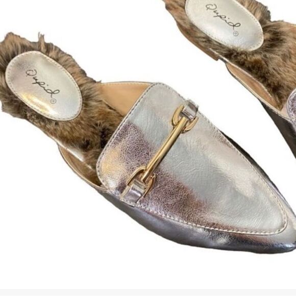 #308 QUPID Metallic Silver Fur Lined Flats - Picture 9 of 11